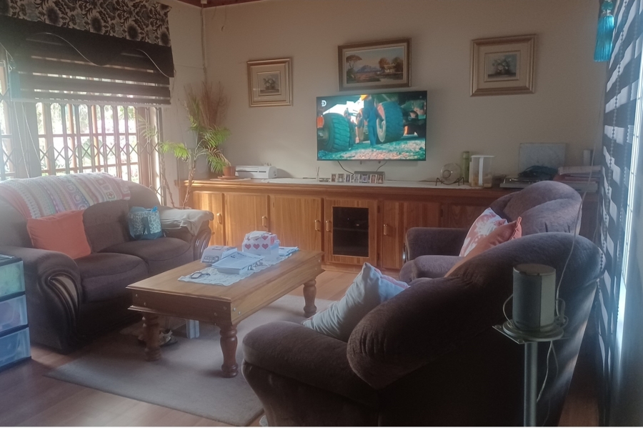 3 Bedroom Property for Sale in Dagbreek Ext 4 Free State
